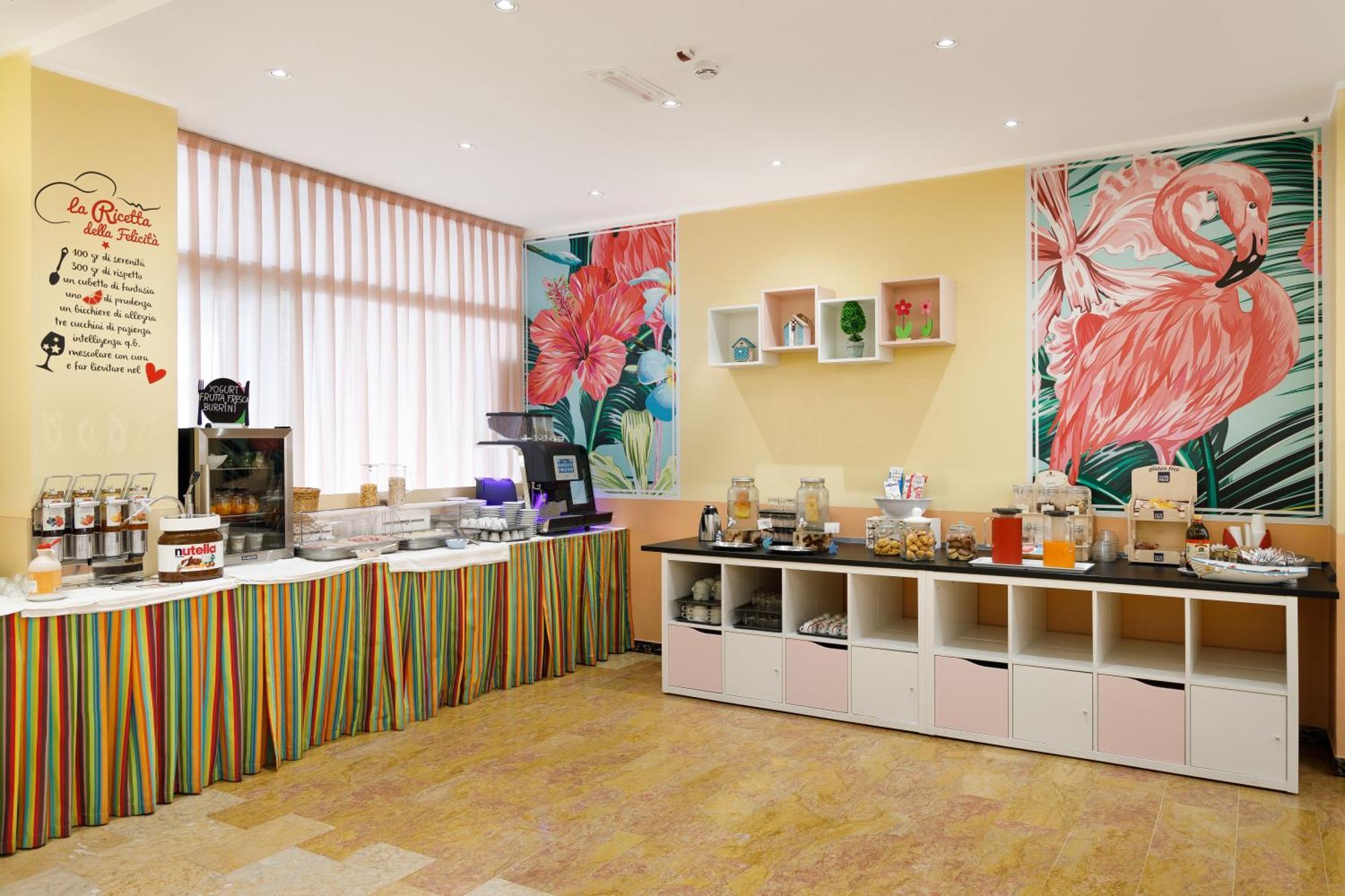 Viva Beach Hotel リミニ エクステリア 写真